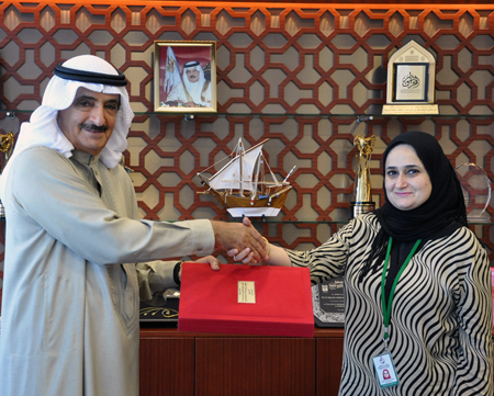 His Excellency the President of the Survey and Land Registration Bureau Receives Researcher Amal Arshi