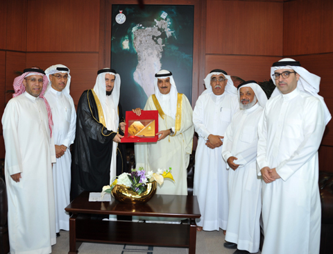 President of Survey and Land Registration Receives the Chairman and Members of Al Sanabil Orphans Care Society