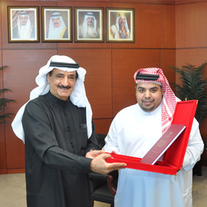 President of the Survey and Land Registration Bureau: SLRB to Continue Encourage Academic Achievements 