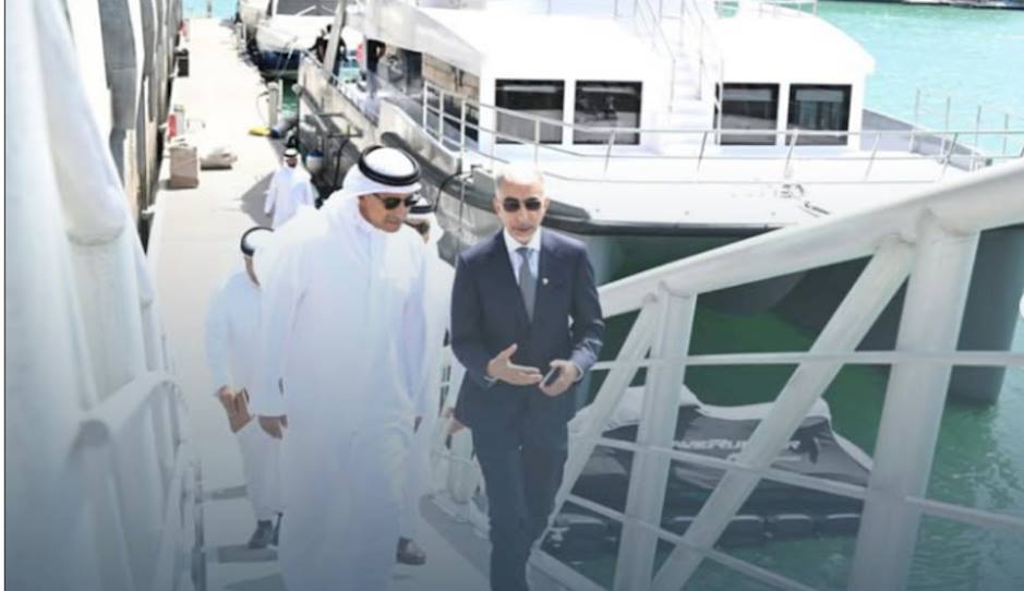 The President of the Survey and Land Registration Bureau and the Minister of Works pay a visit to the Survey Vessel 2050.