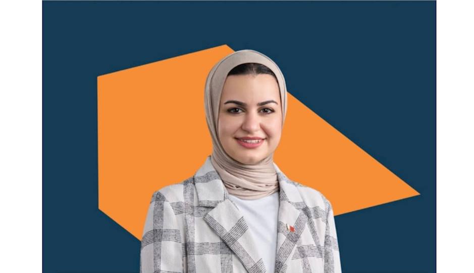 Minister of Youth Affairs: Bahraini Youth Are a Pillar of Creativity and Support the Initiative of the Innovation and Excellence Committee at the Survey and Land Registration Bureau