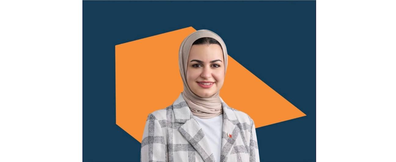 Minister of Youth Affairs: Bahraini Youth Are a Pillar of Creativity and Support the Initiative of the Innovation and Excellence Committee at the Survey and Land Registration Bureau