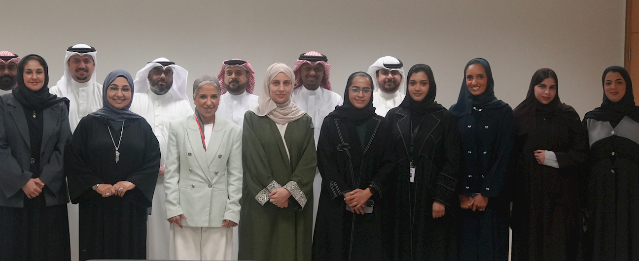 The Survey and Land Registration Bureau organized a workshop titled “Your Reward in Ramadan” for its employees in conjunction with the holy month of Ramadan