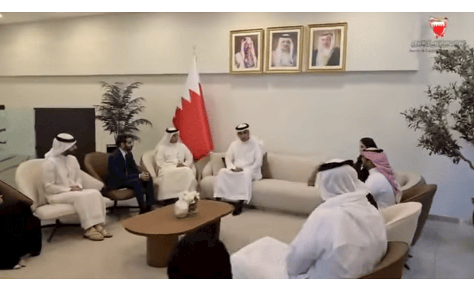رئيس جهاز المساحة والتسجيل العقاري يلتقي منتسبي الدفعة 11 من برنامج رئيس مجلس الوزراء لتنمية الكوادر الحكومية